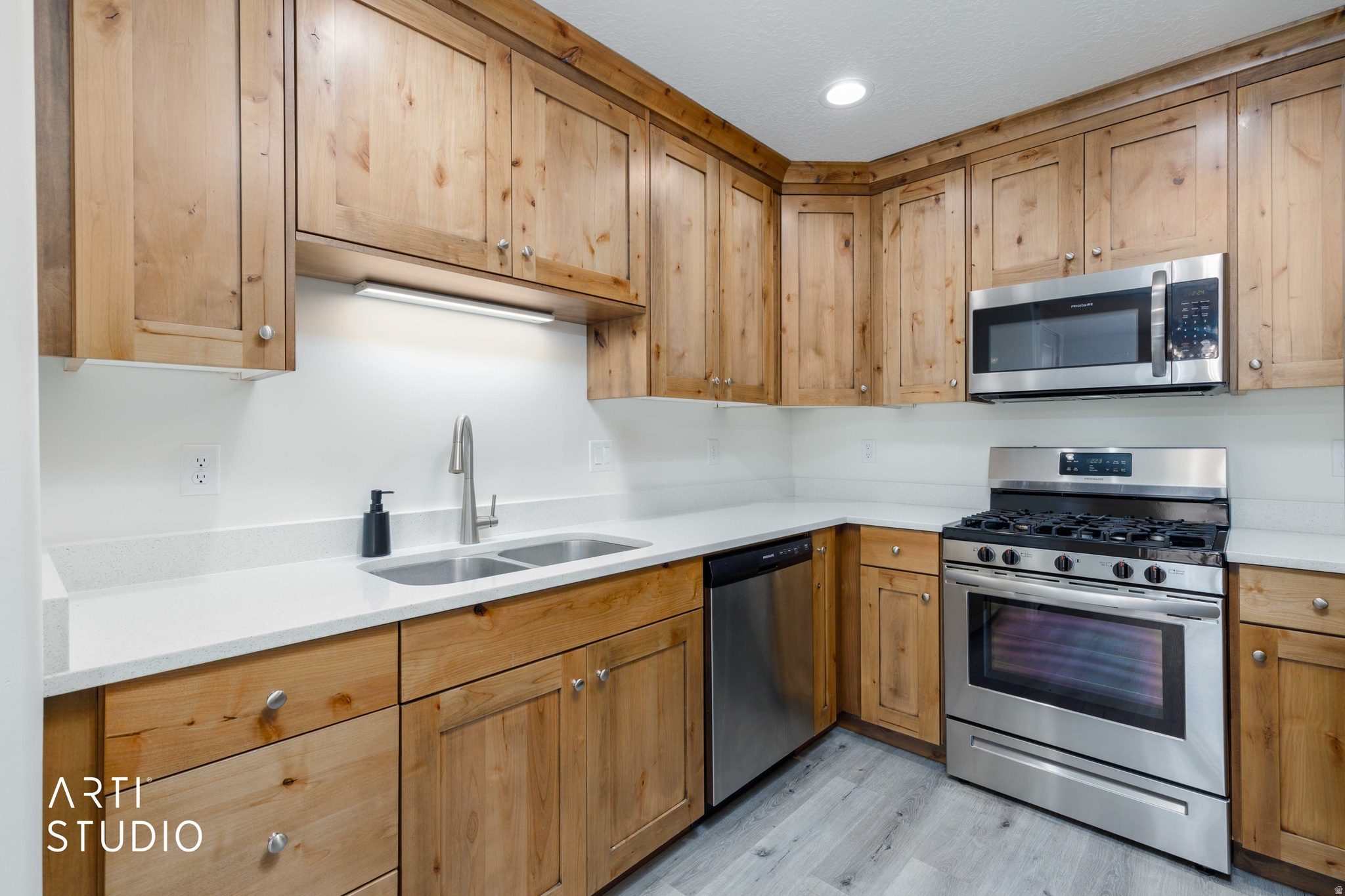 QUAIL RIDGE - Residential