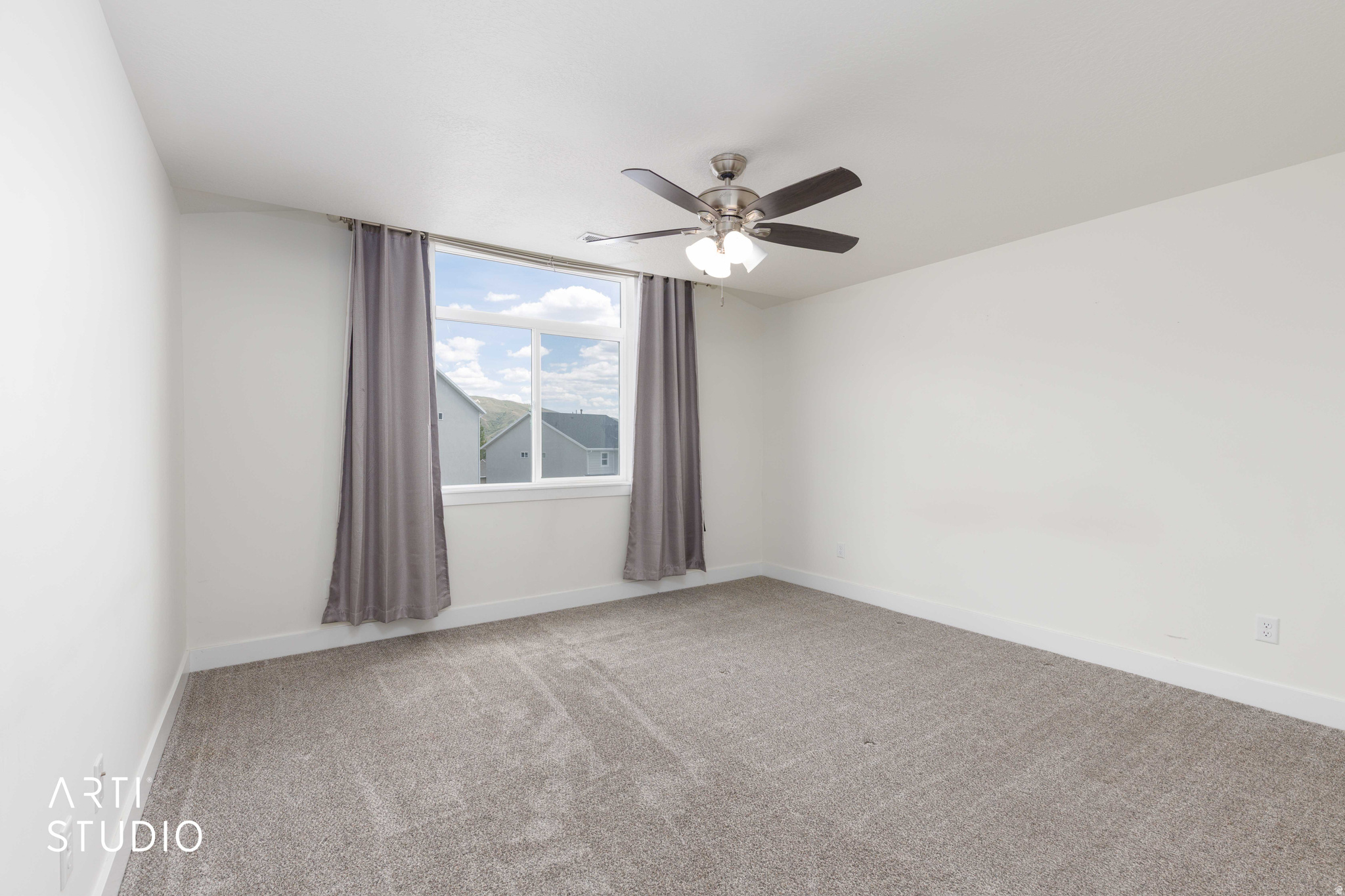 QUAIL RIDGE - Residential