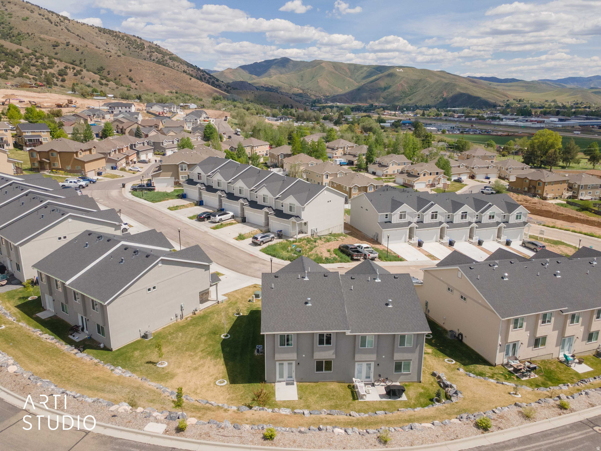 QUAIL RIDGE - Residential