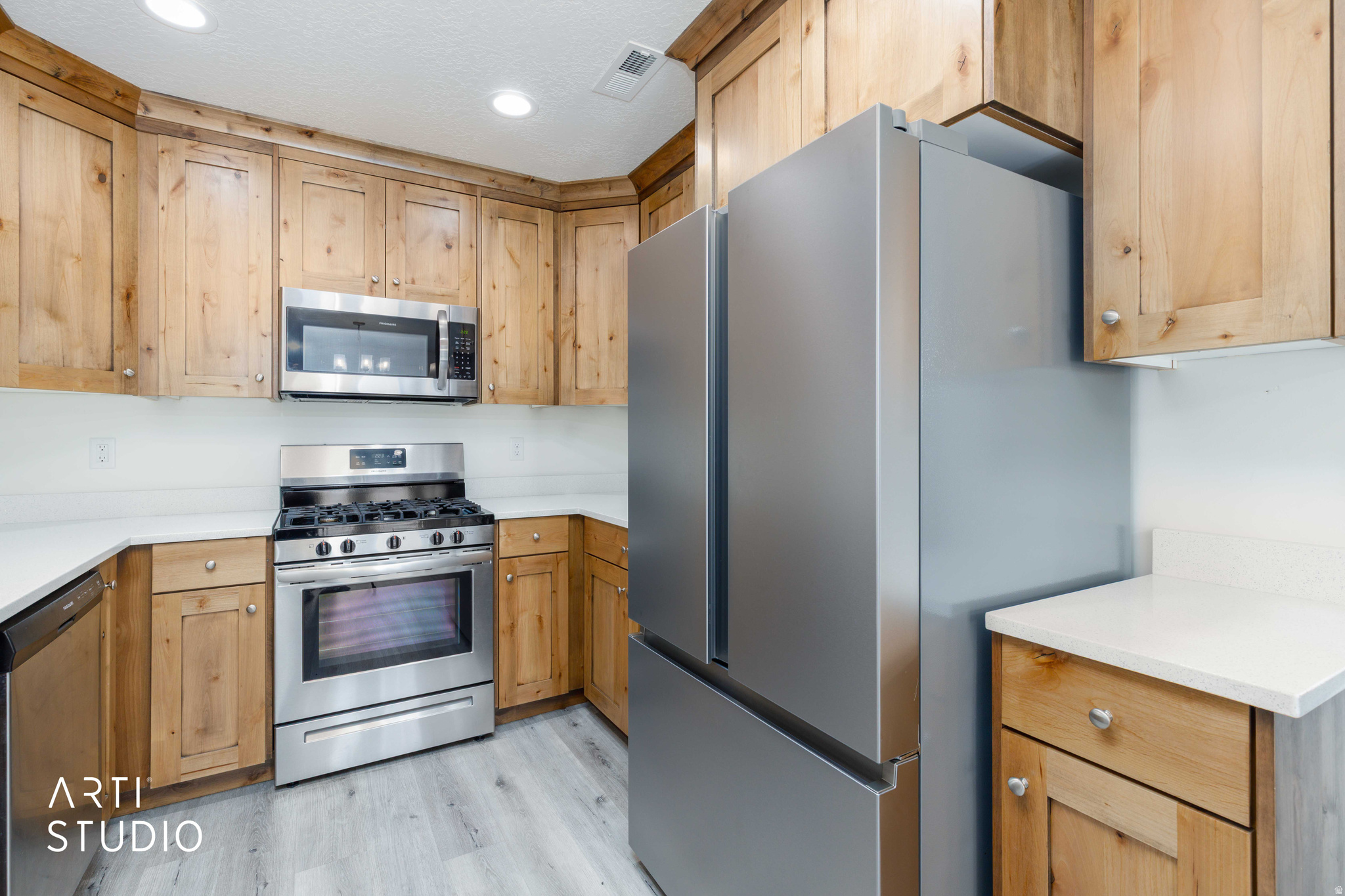 QUAIL RIDGE - Residential