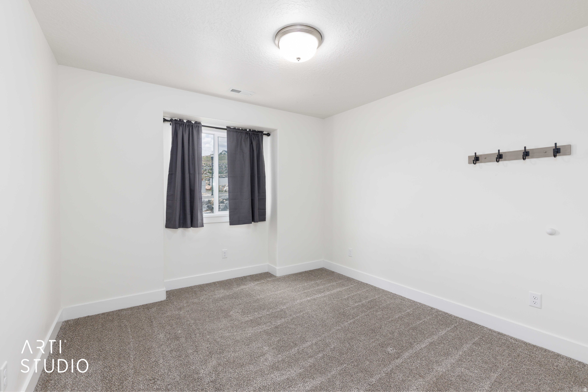 QUAIL RIDGE - Residential