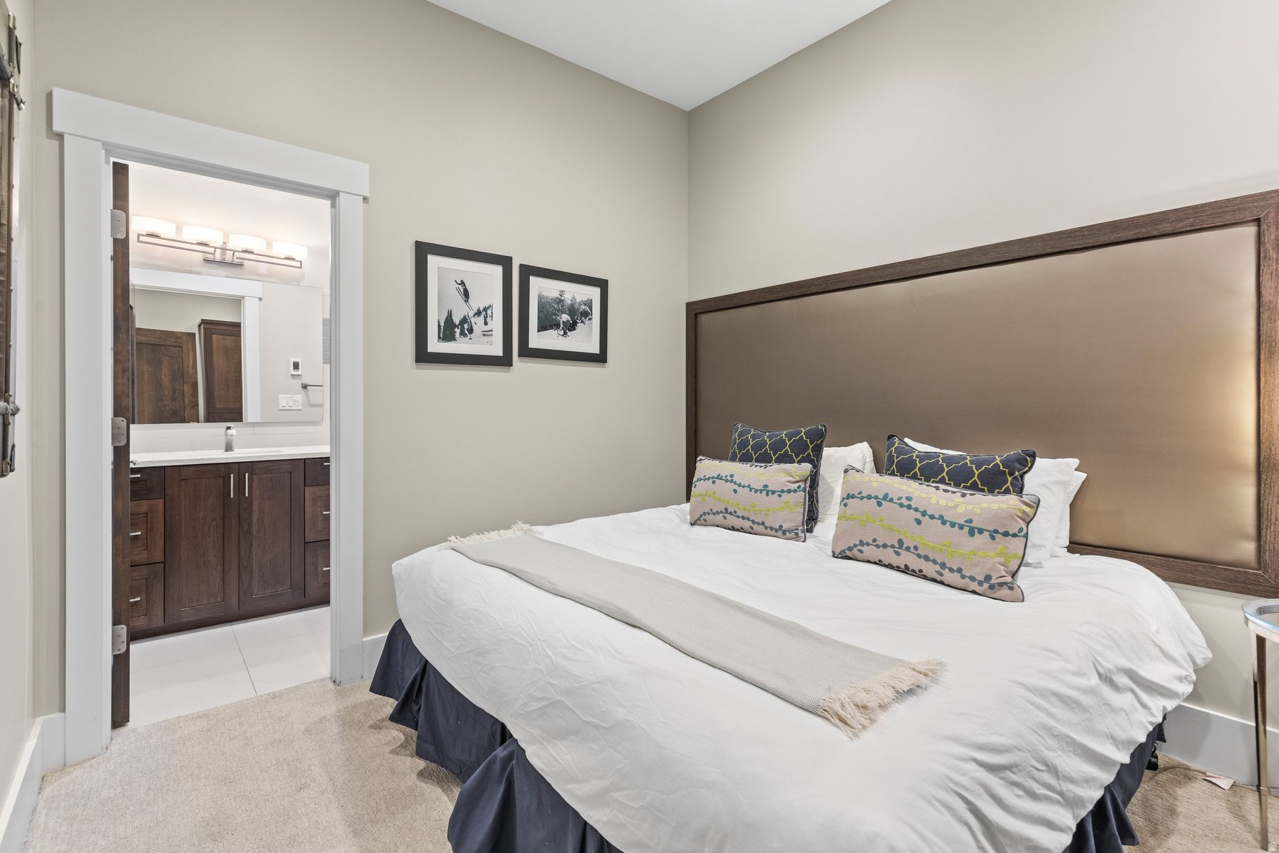 SNYDERS ADDITION - Residential