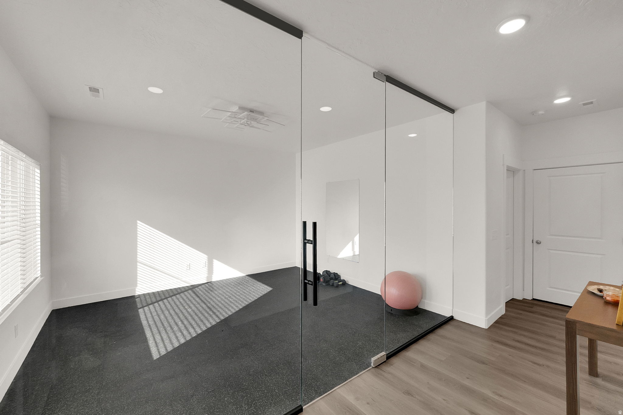 ARROWGATE - Residential