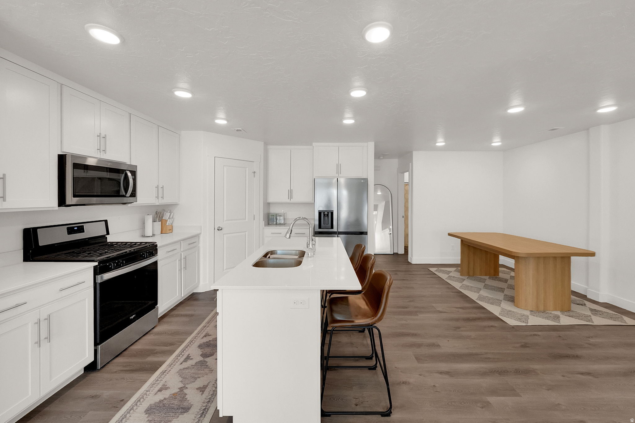 ARROWGATE - Residential