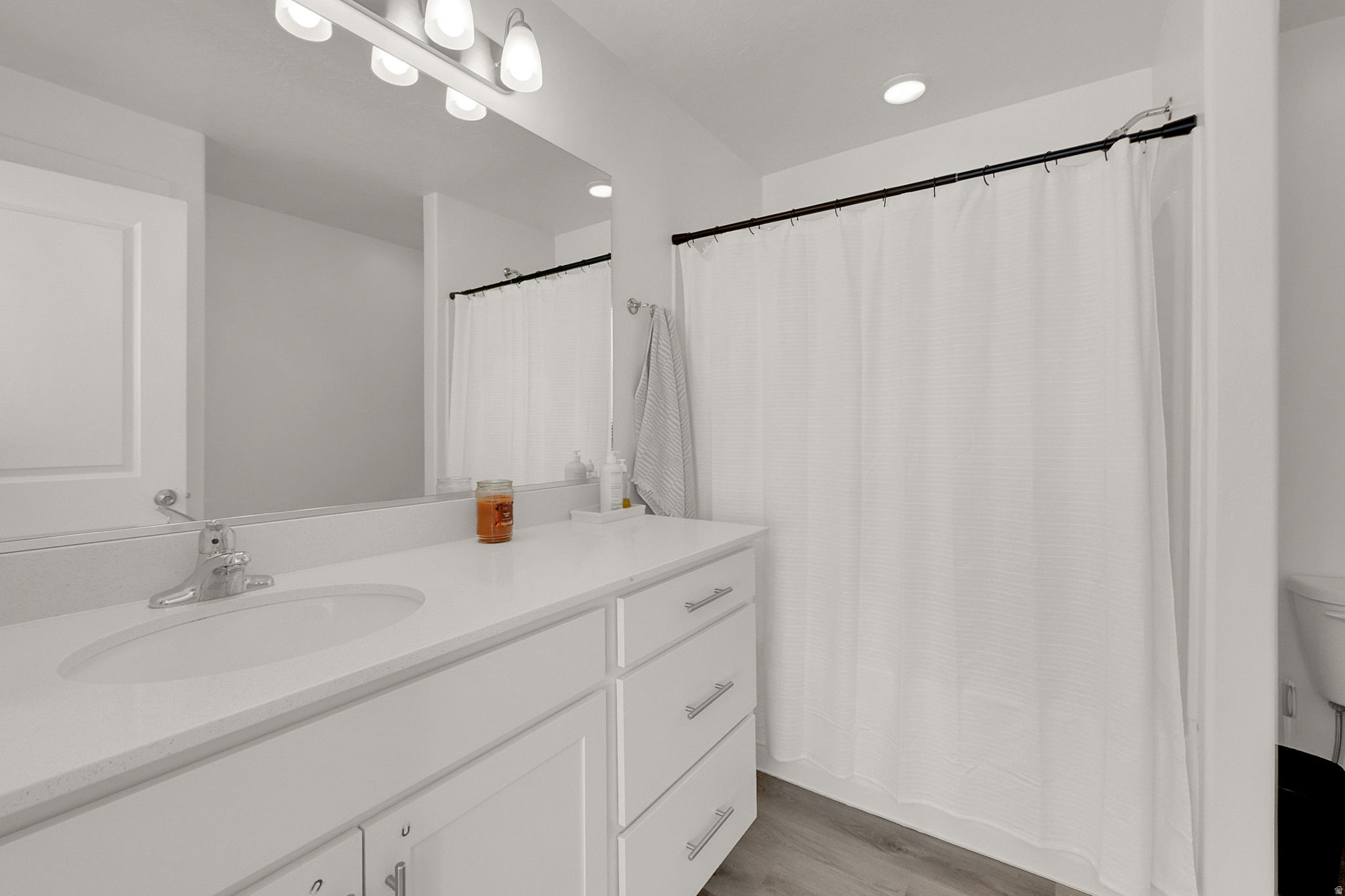 ARROWGATE - Residential