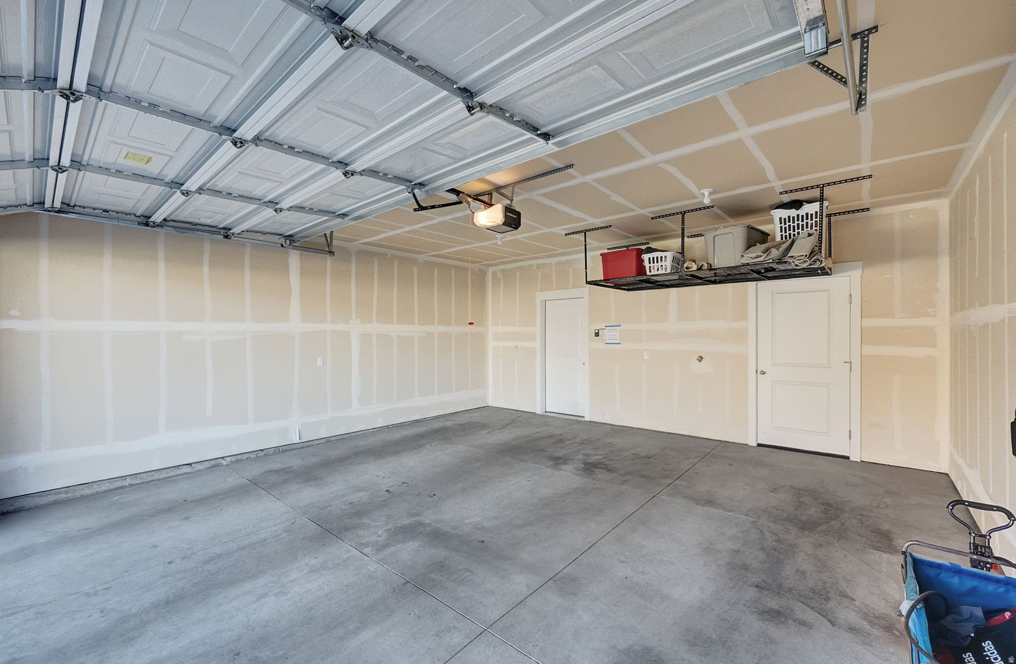 ARROWGATE - Residential