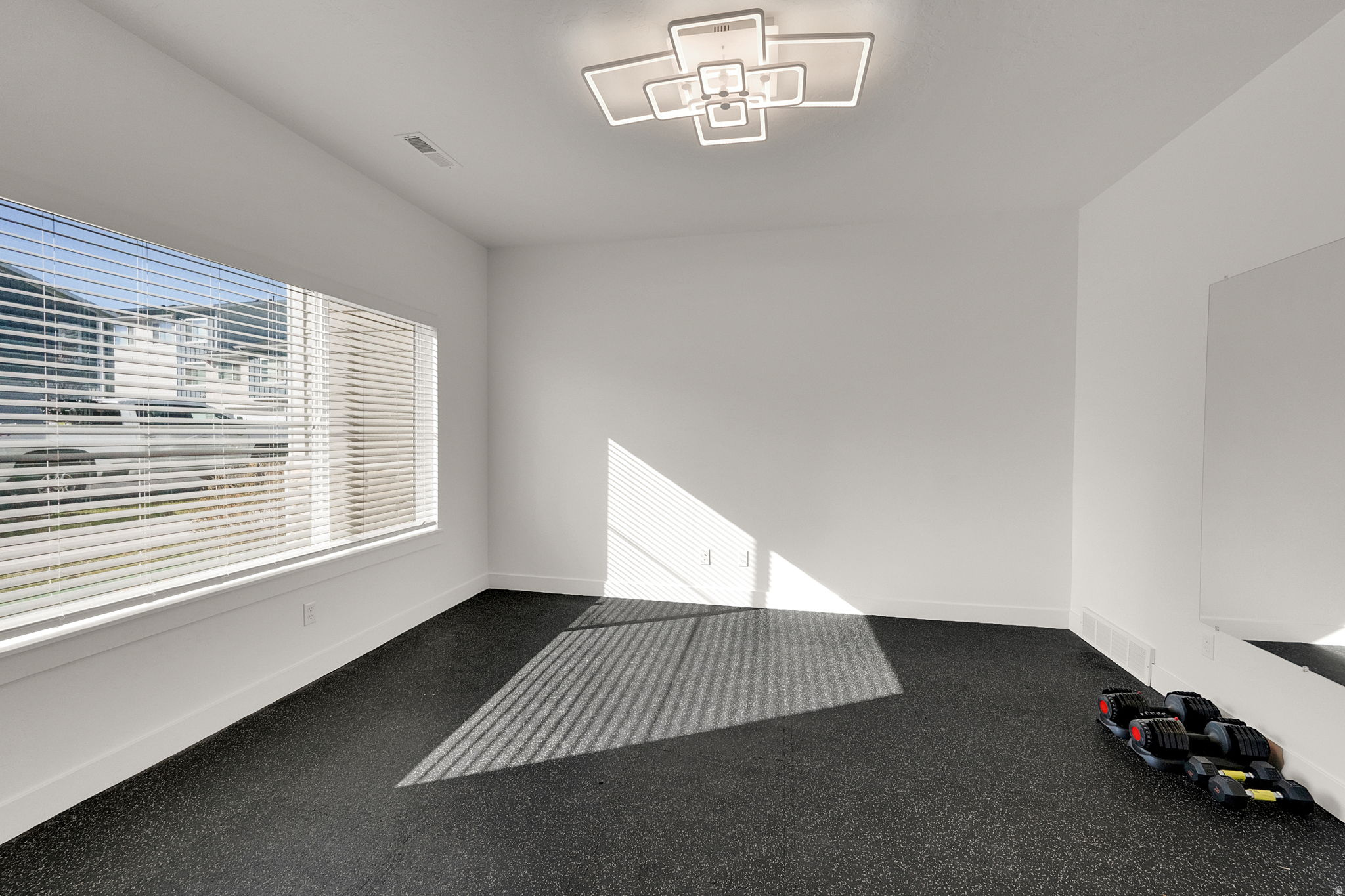 ARROWGATE - Residential