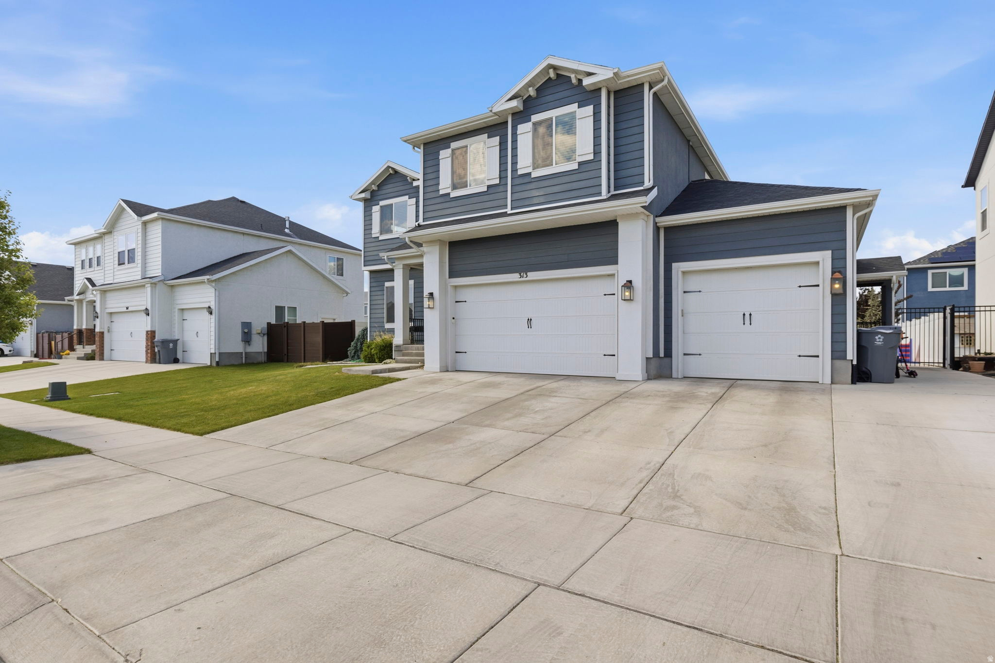WILLOWS AT WATERS EDGE - Residential