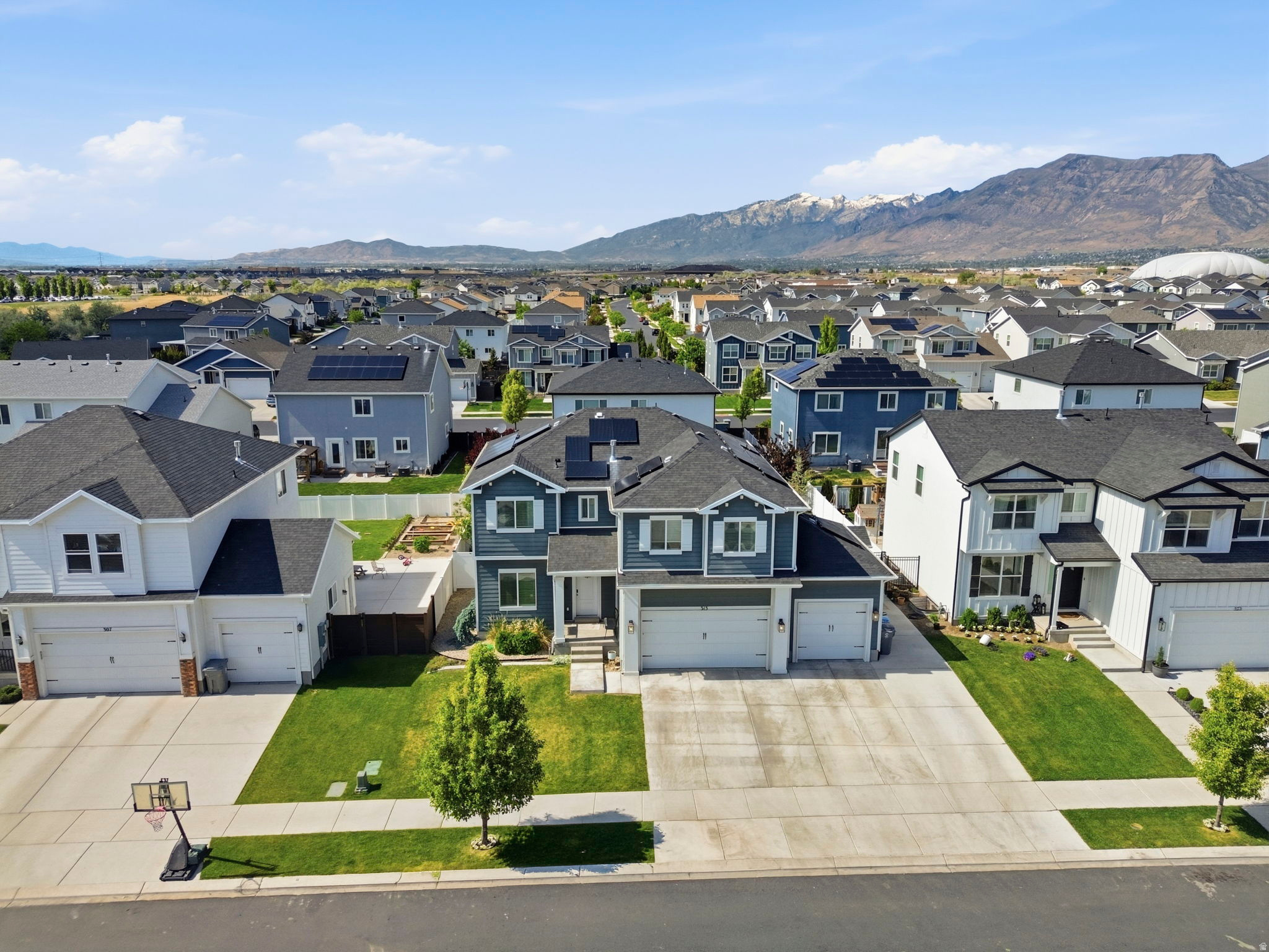 WILLOWS AT WATERS EDGE - Residential
