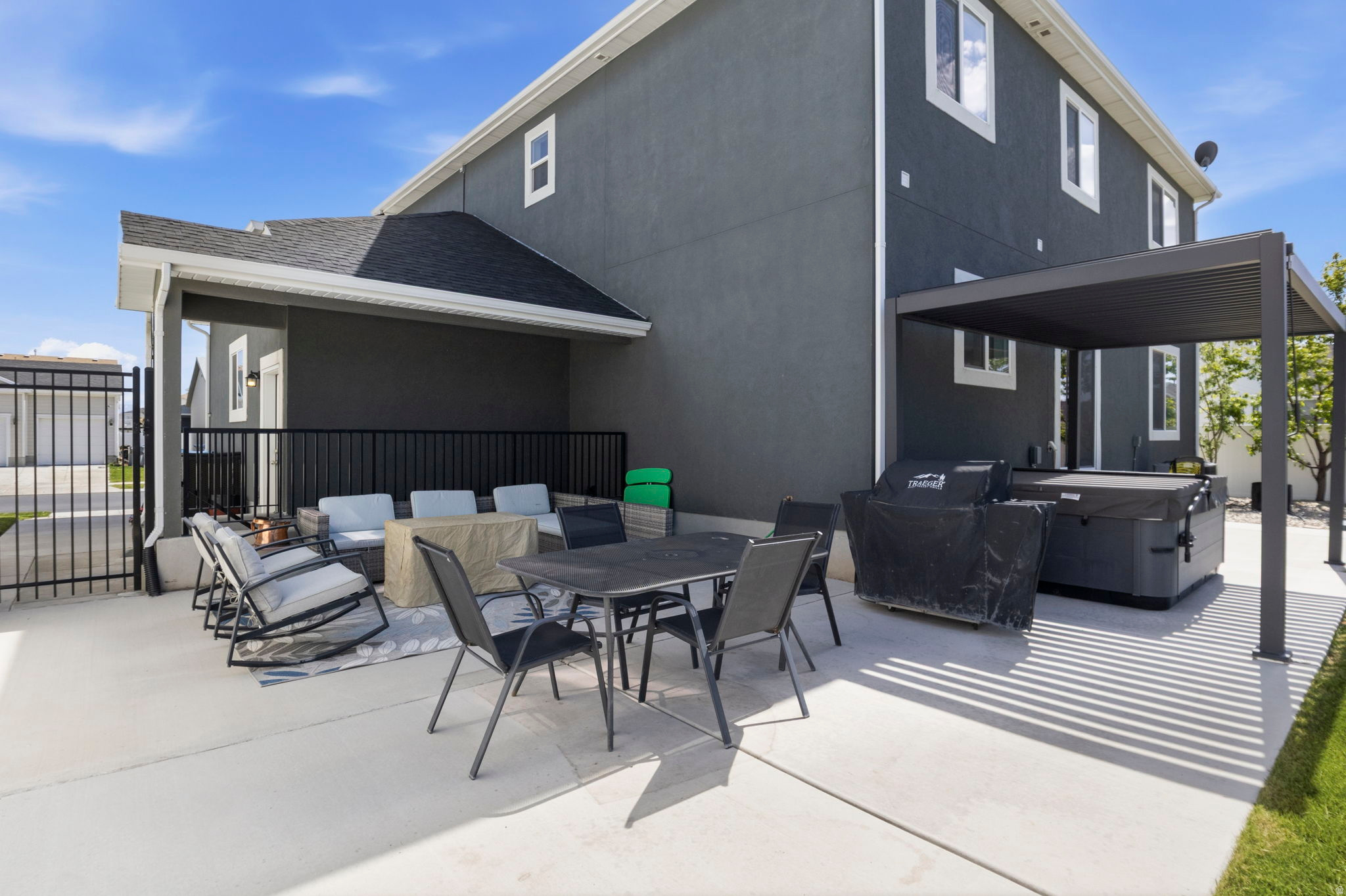 WILLOWS AT WATERS EDGE - Residential