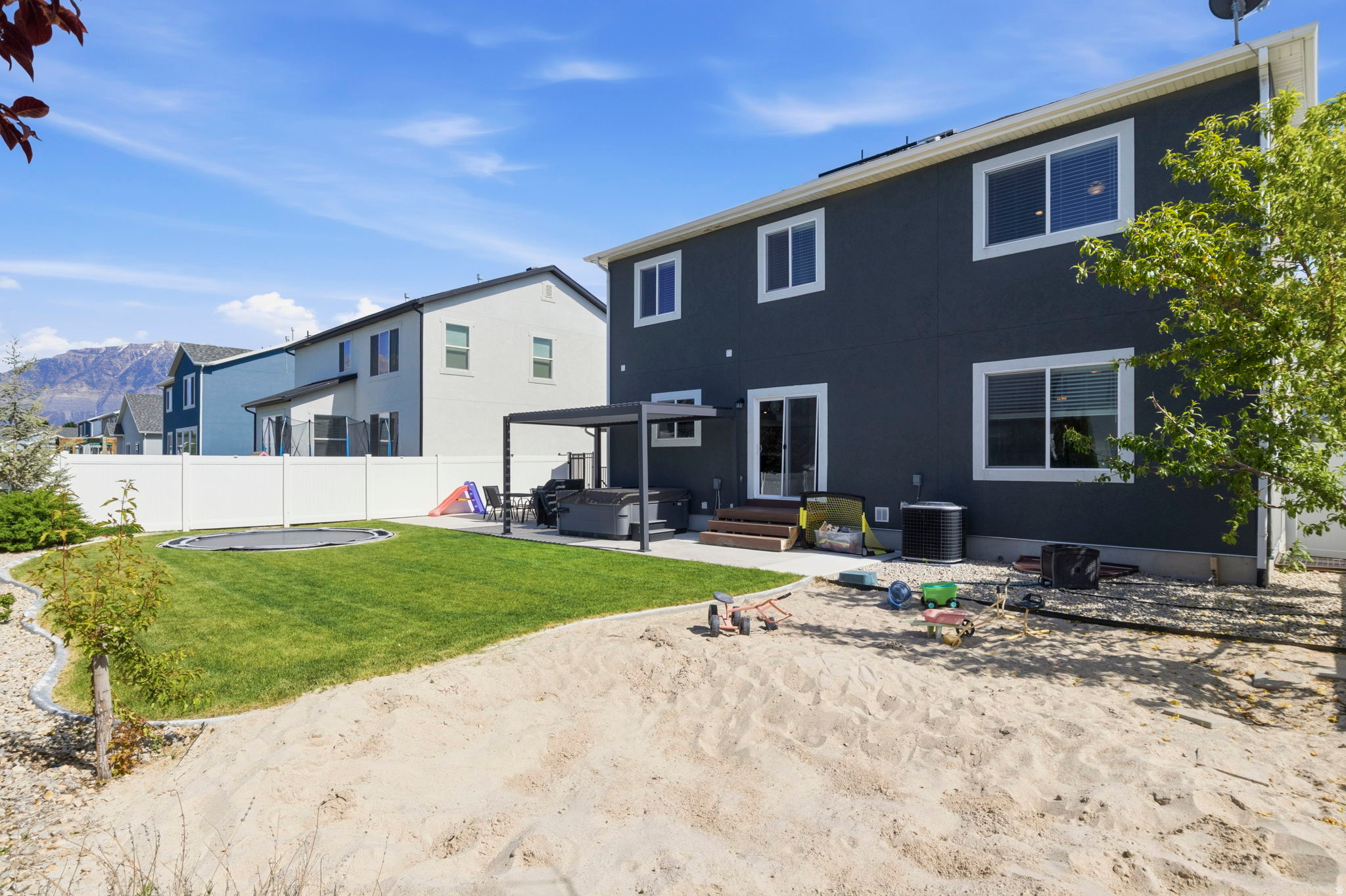 WILLOWS AT WATERS EDGE - Residential