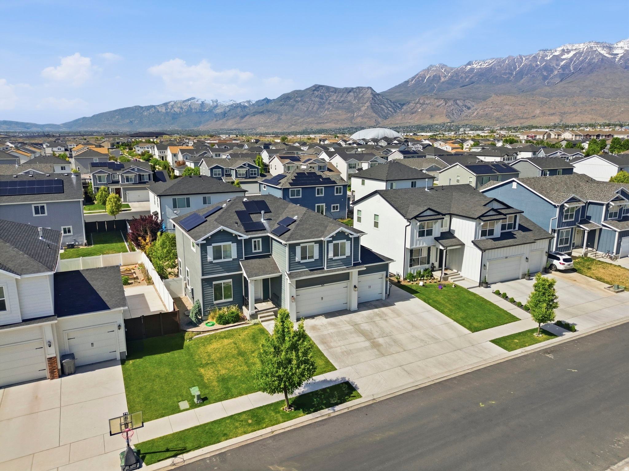 WILLOWS AT WATERS EDGE - Residential
