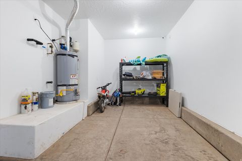 Tiny photo for 1604 S CEDAR MESA DR, Washington, UT 84780 (MLS # 2120655)