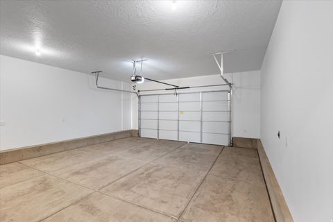 Tiny photo for 1604 S CEDAR MESA DR, Washington, UT 84780 (MLS # 2120655)