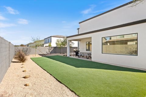 Tiny photo for 1604 S CEDAR MESA DR, Washington, UT 84780 (MLS # 2120655)