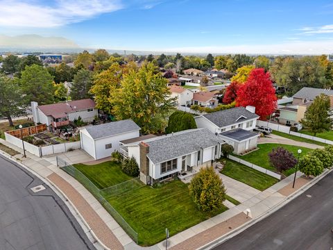 Tiny photo for 7964 S 860 E, Sandy, UT 84094 (MLS # 2123086)