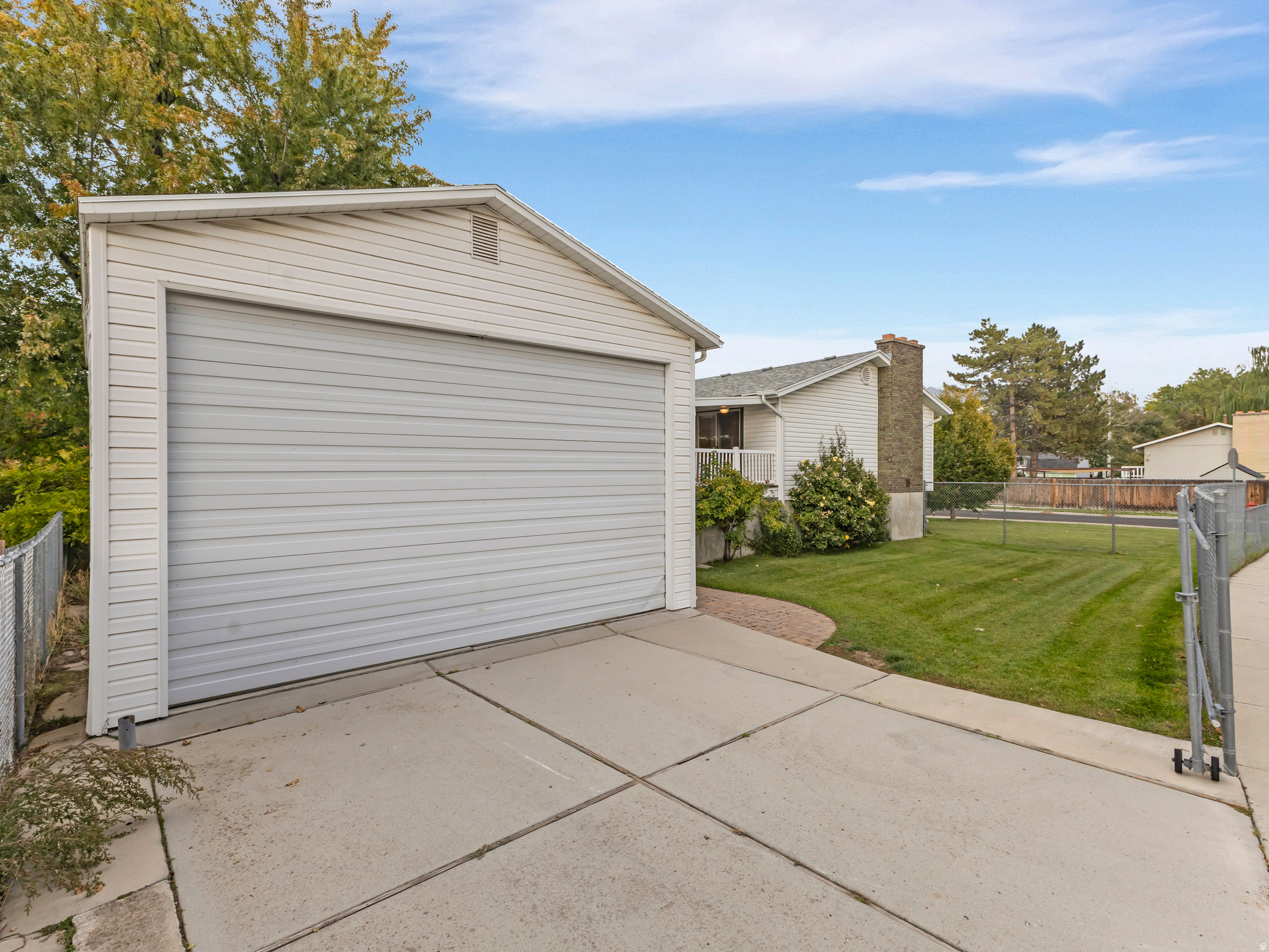 PONDEROSA PARK - Residential