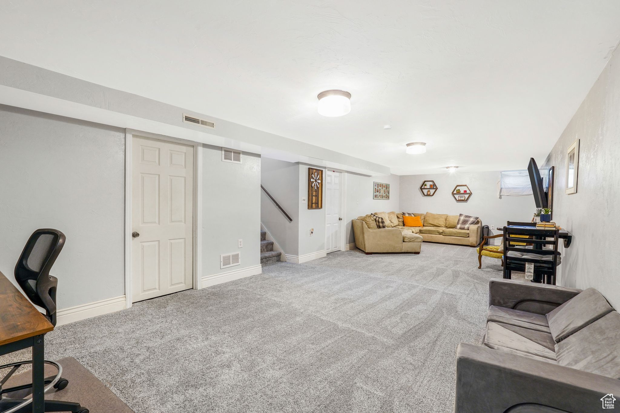 MUNICIPAL ACRES - Residential