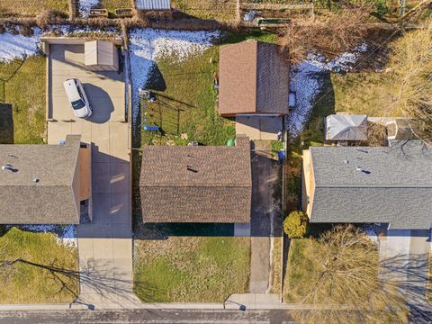 Tiny photo for 5123 S 550 W, Washington Terrace, UT 84405 (MLS # 2131973)