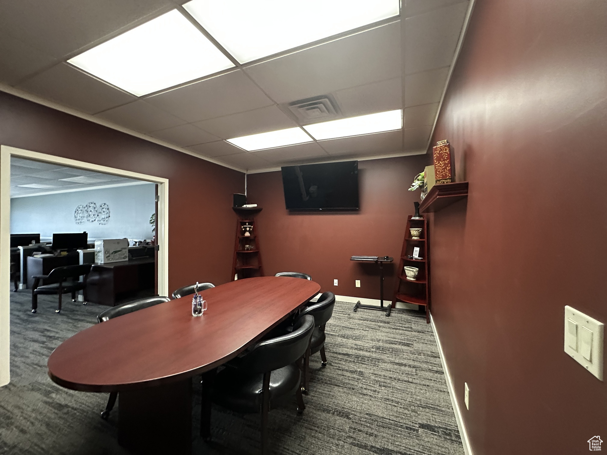 HOLLYWOOD PLAZA - Commercial Lease