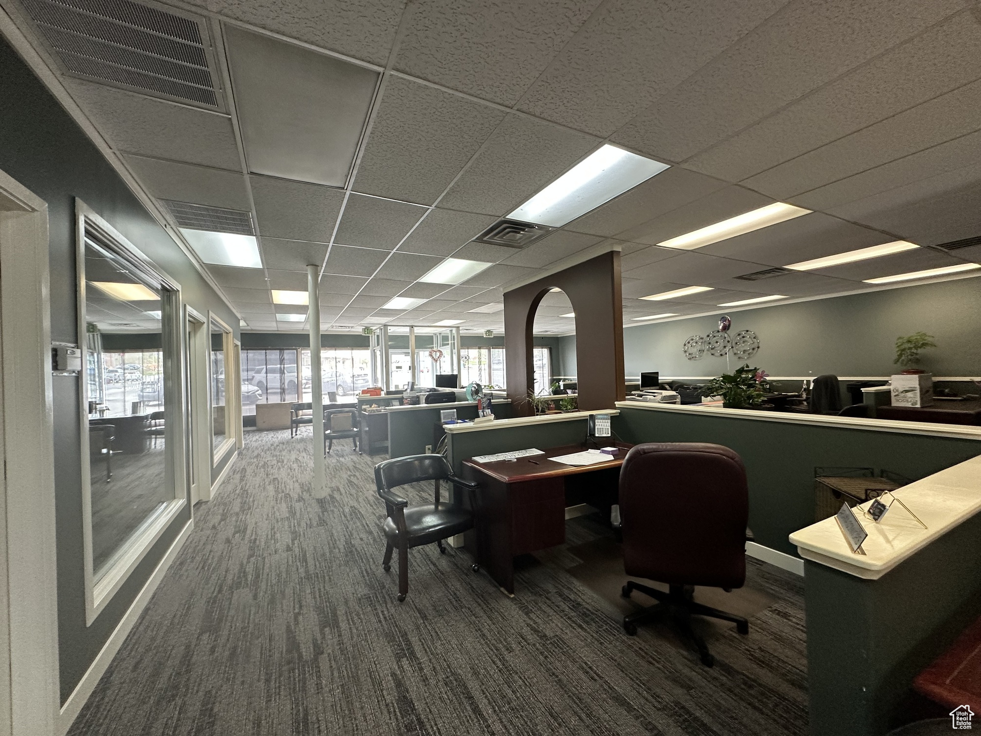 HOLLYWOOD PLAZA - Commercial Lease