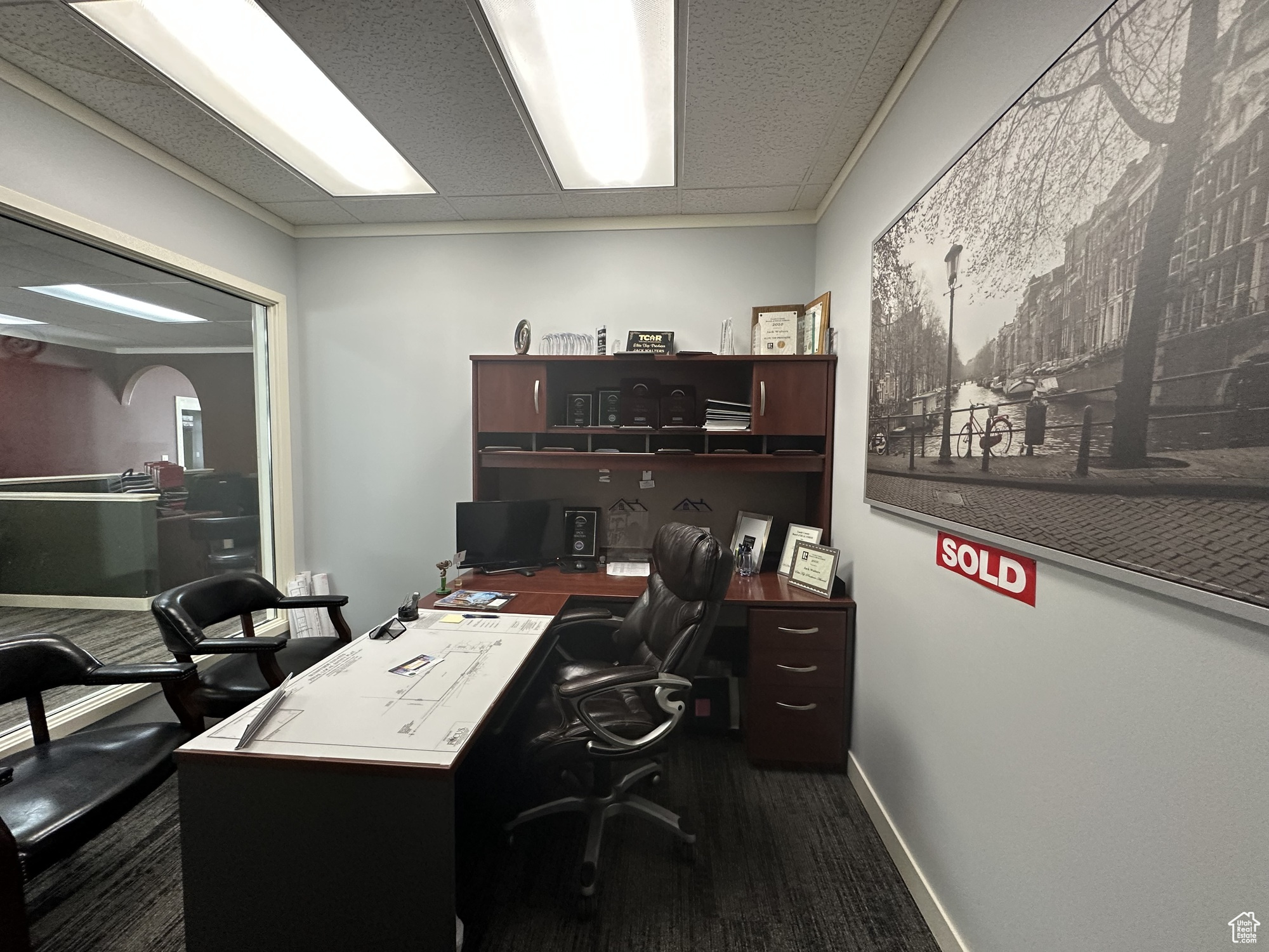 HOLLYWOOD PLAZA - Commercial Lease