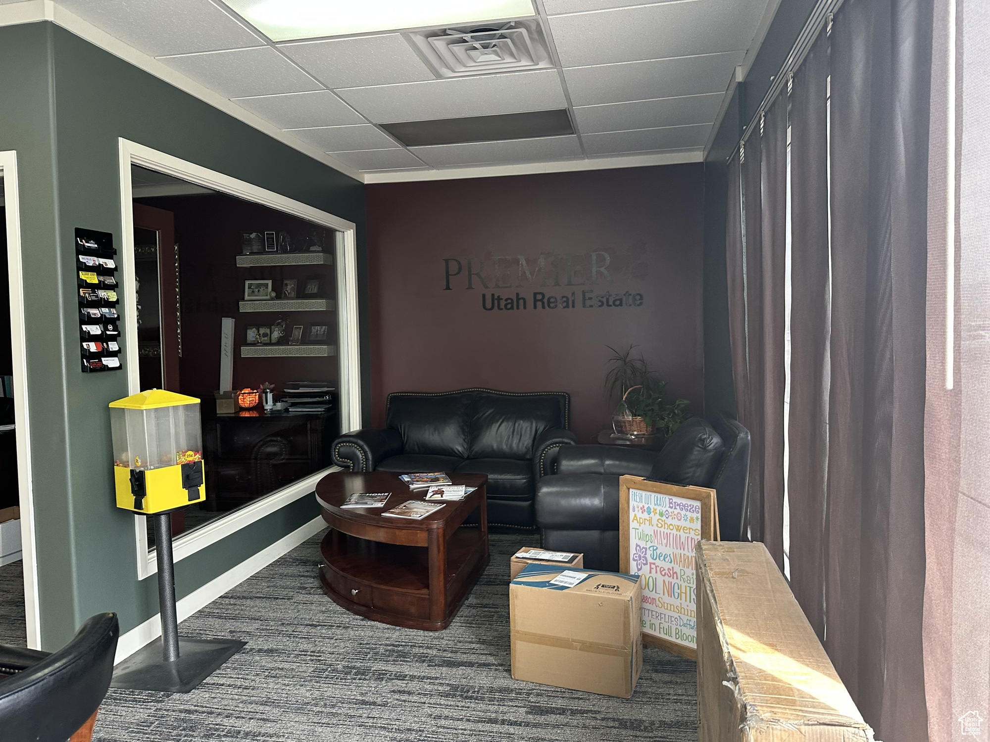 HOLLYWOOD PLAZA - Commercial Lease