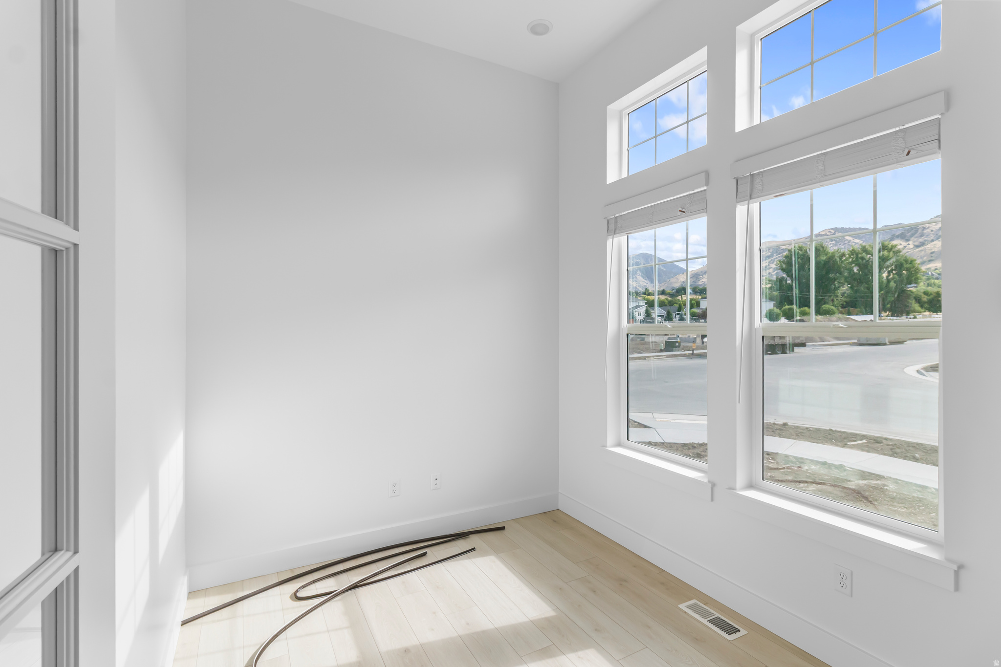 THE MEADOWS AT HYDE PARK - Residential