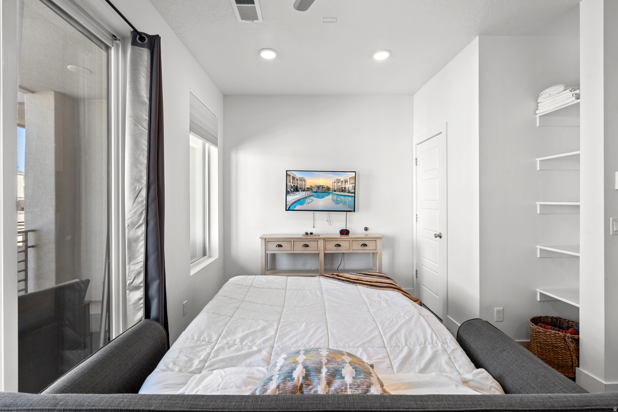 LOFTS AT GREEN VALLEY - Residential