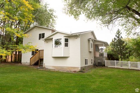 Tiny photo for 851 E 400 S, Smithfield, UT 84335 (MLS # 2115797)