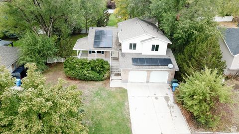 Tiny photo for 851 E 400 S, Smithfield, UT 84335 (MLS # 2115797)