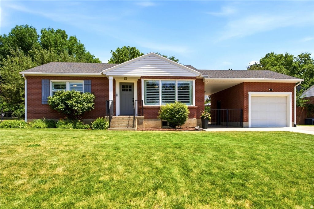Photo of 442 N 150 E, Kaysville, UT 84037 (MLS # 2171764)