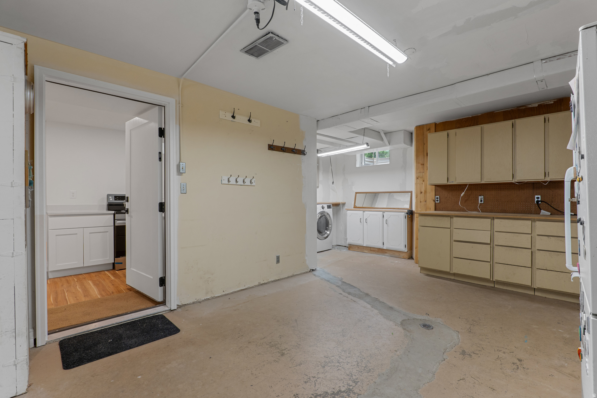 NOB HILL - Residential Lease