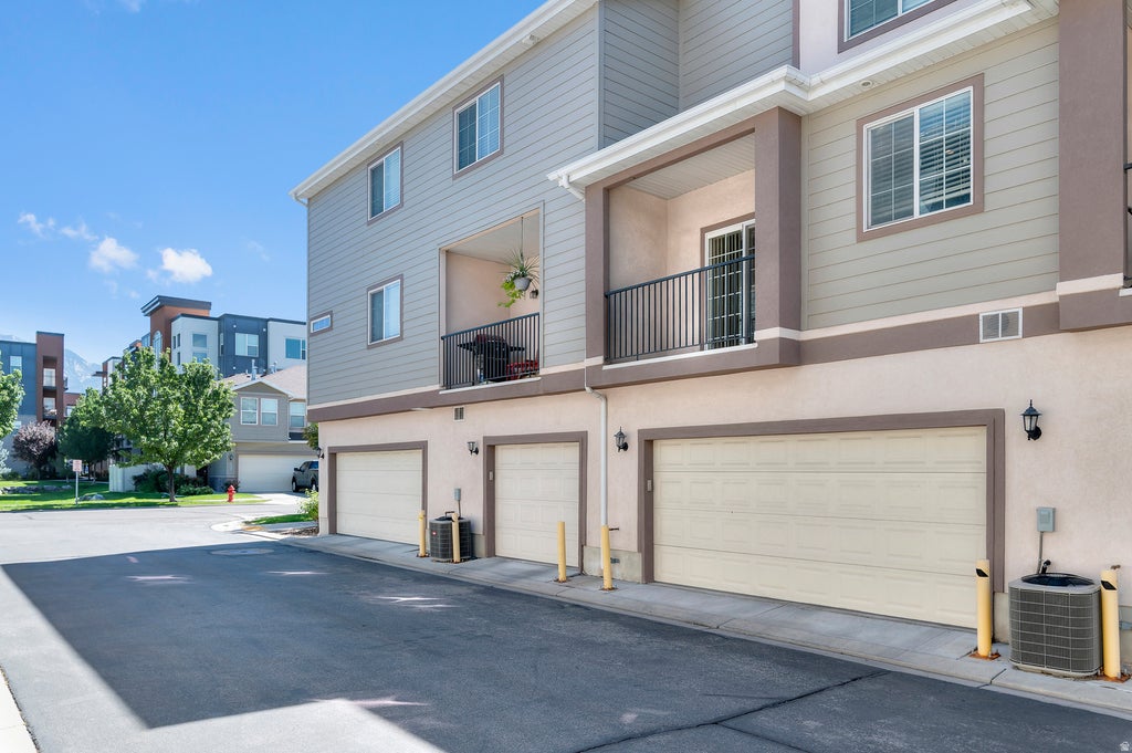Photo of 33 E 8330 S, Sandy, UT 84070 (MLS # 2184633)