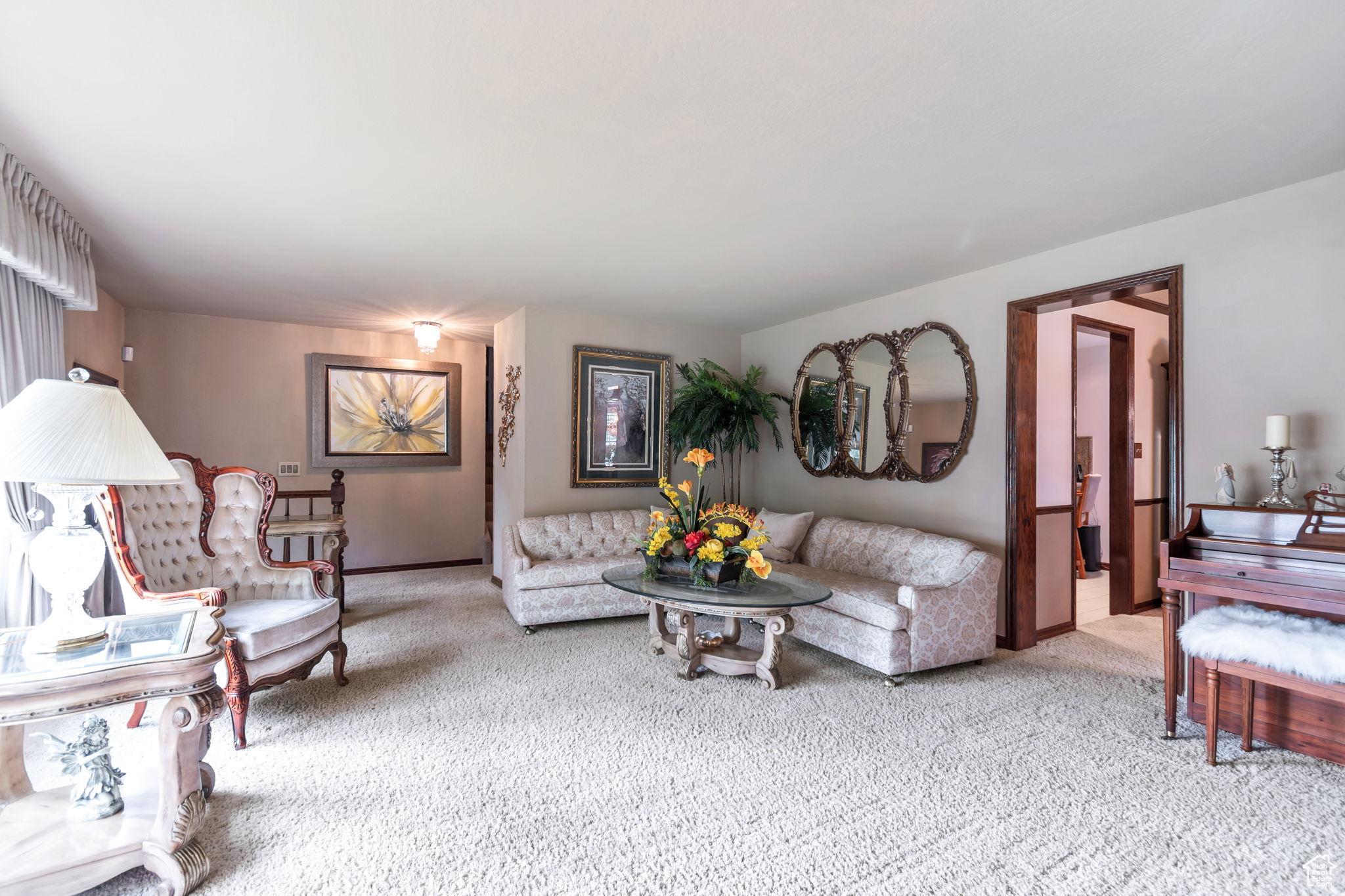 CRESTFIELD - Residential