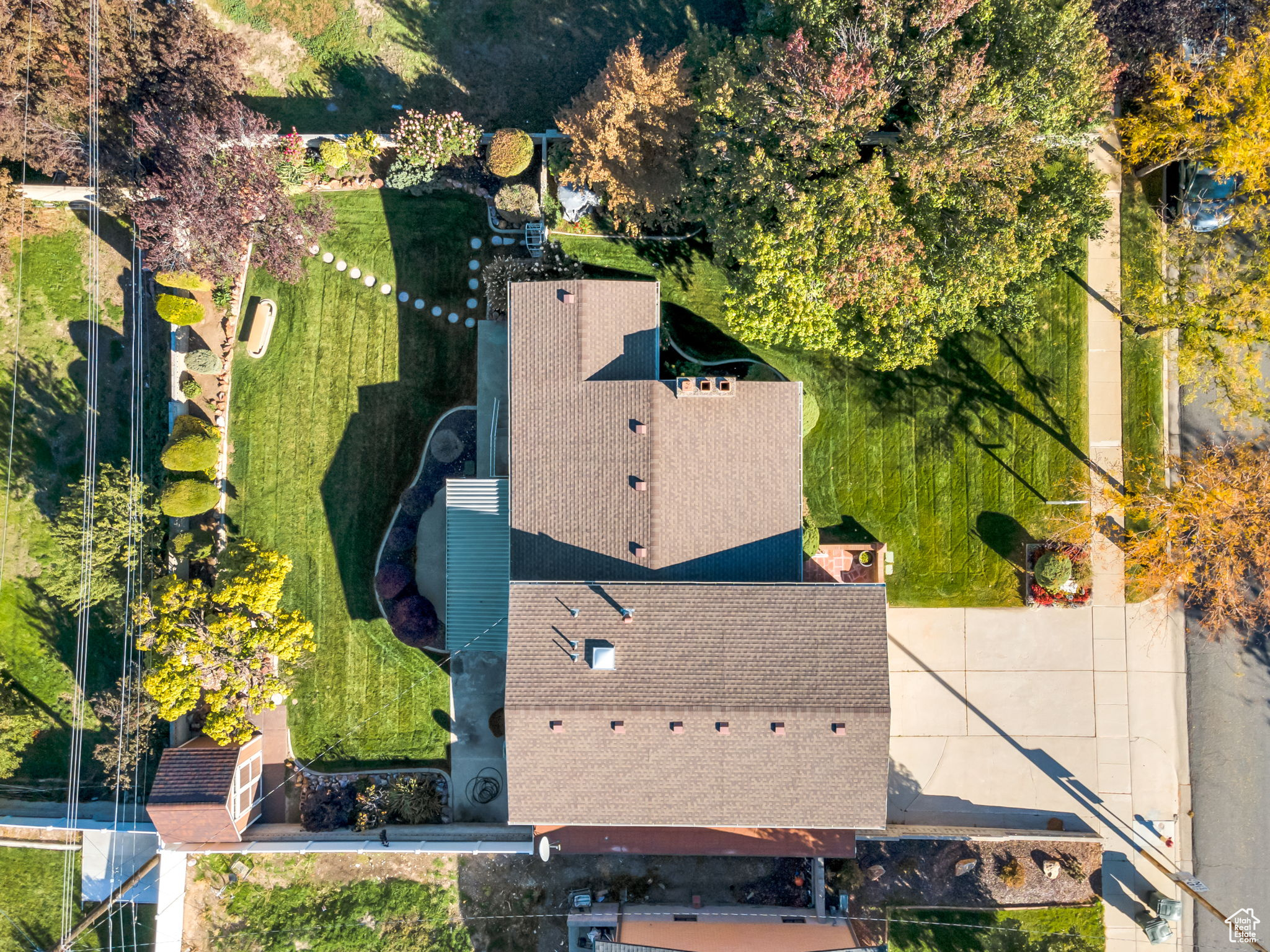 CRESTFIELD - Residential