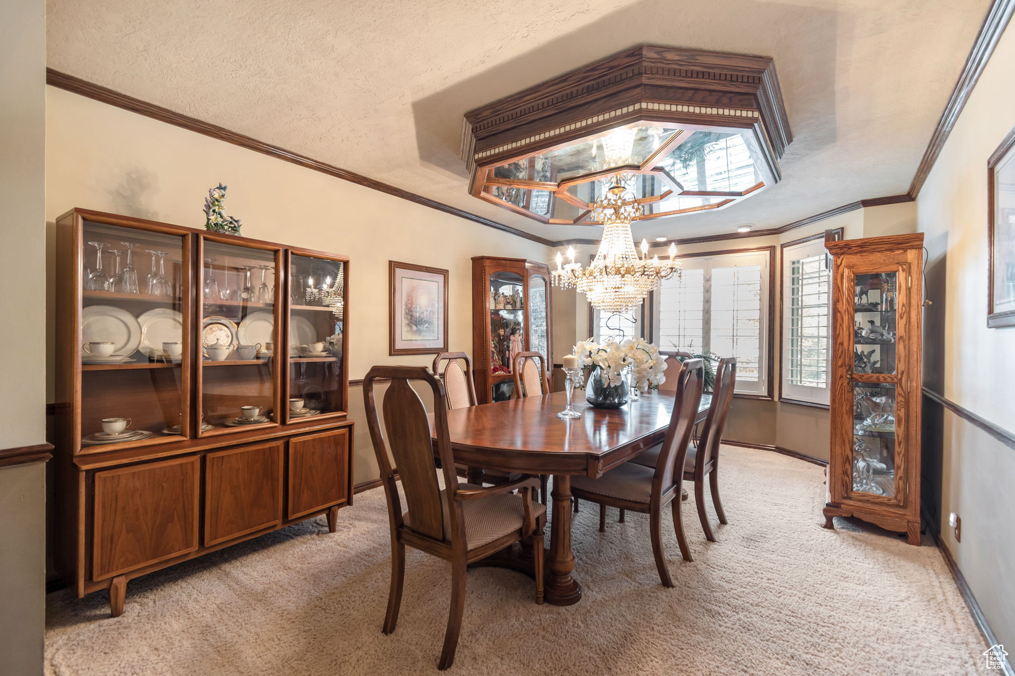 CRESTFIELD - Residential