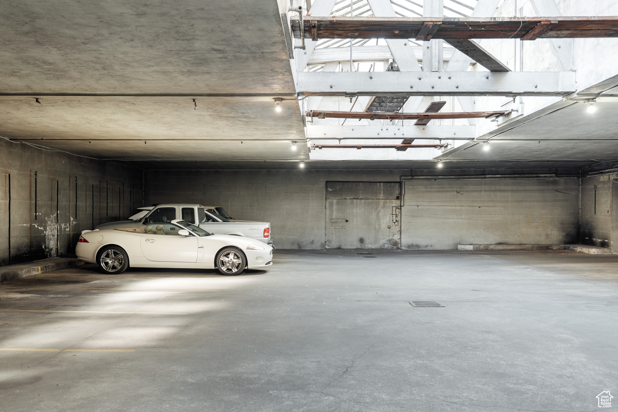 THE MARYLAND CONDOMINIUMS - Residential