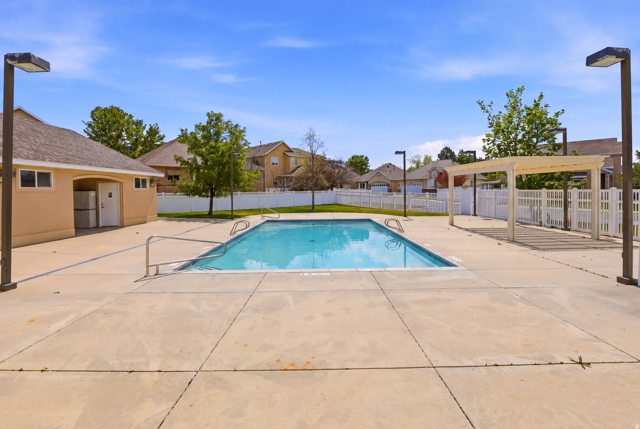 CASCADE PARK - Residential