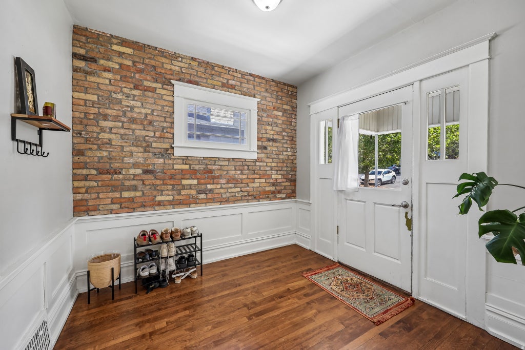Photo of 552 S 1200 E, Salt Lake City, UT 84106 (MLS # 2180023)