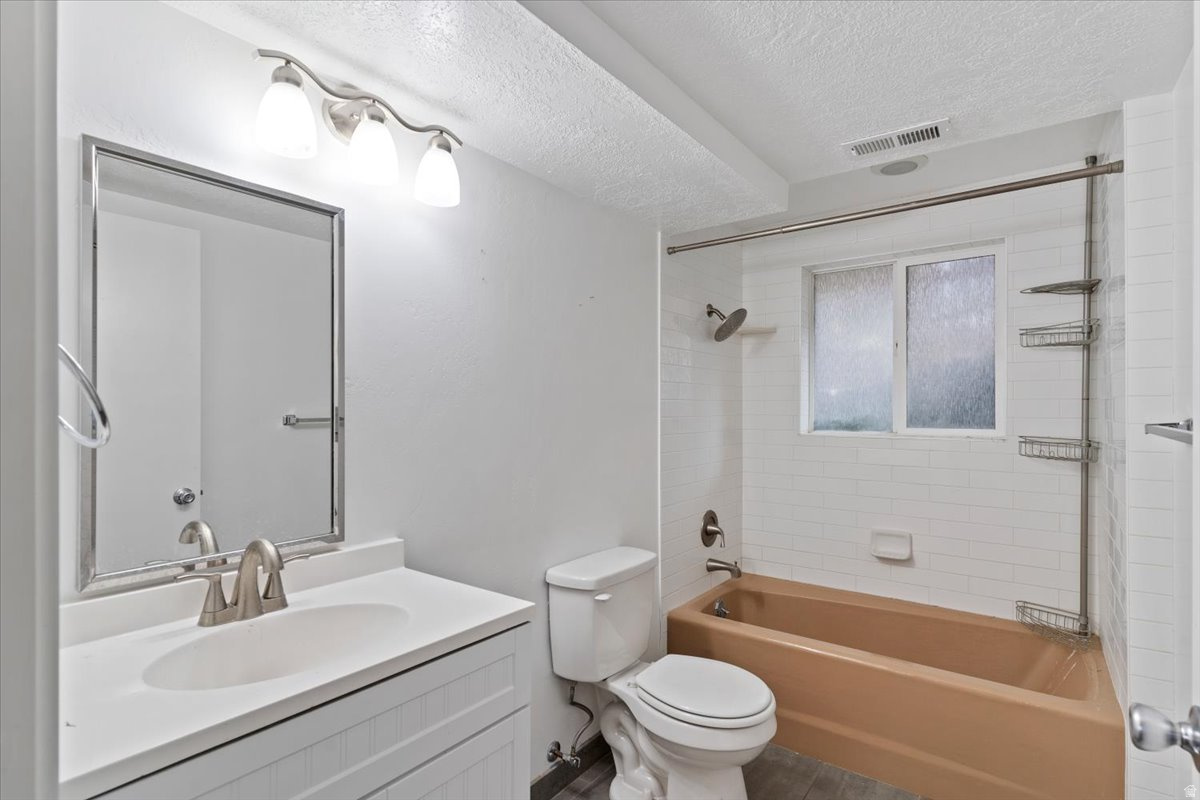 BEN LOMOND HEIGHTS - Residential Lease