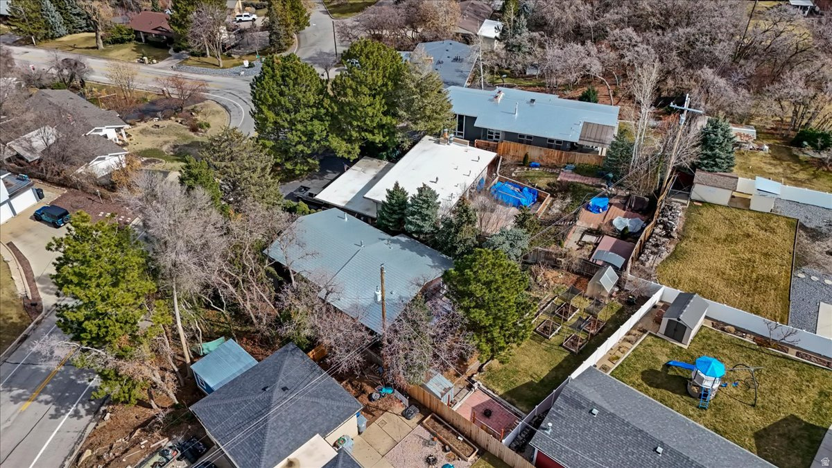 BEN LOMOND HEIGHTS - Residential Lease