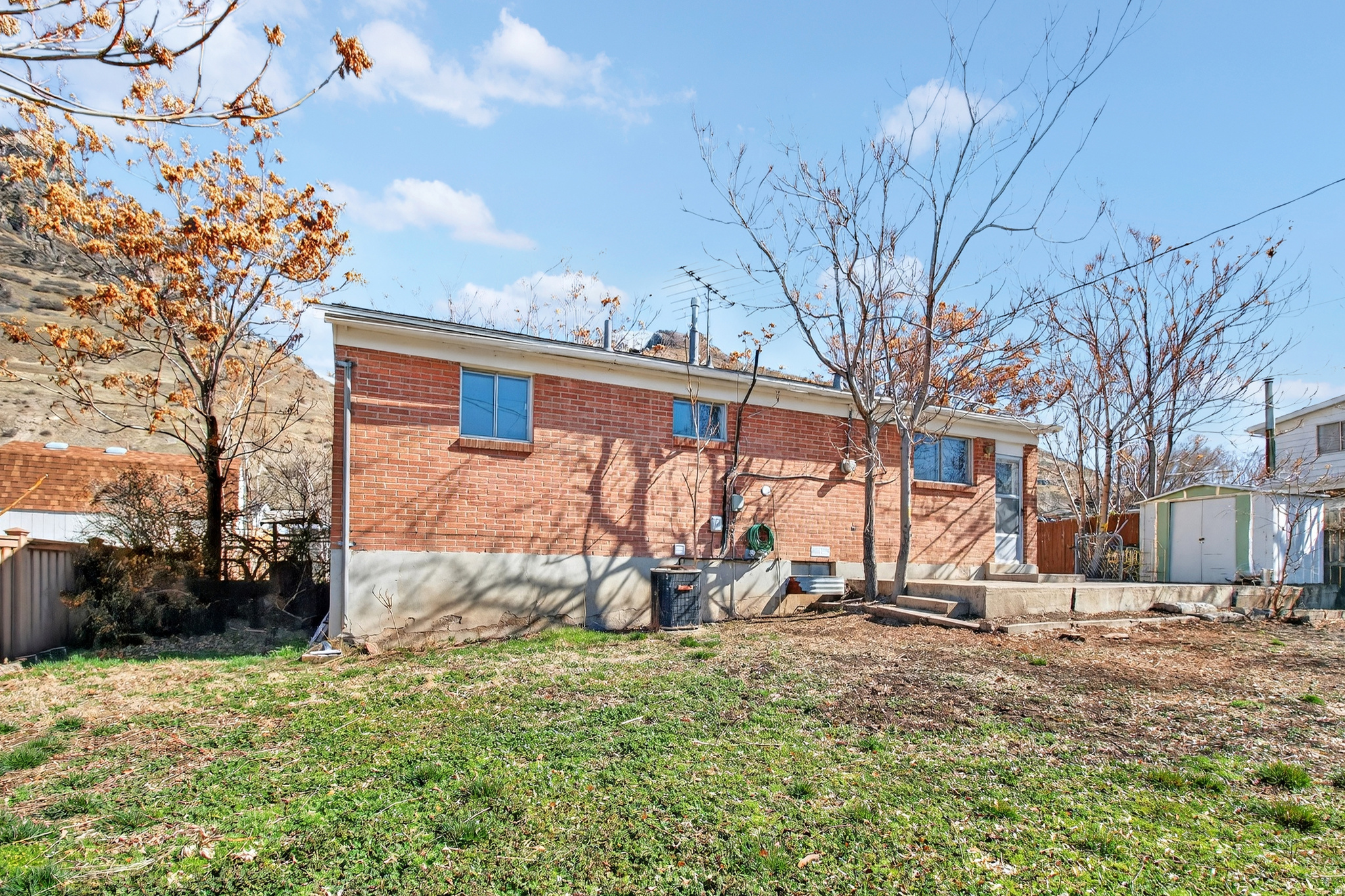 HIGHLAND TERRACE - Residential