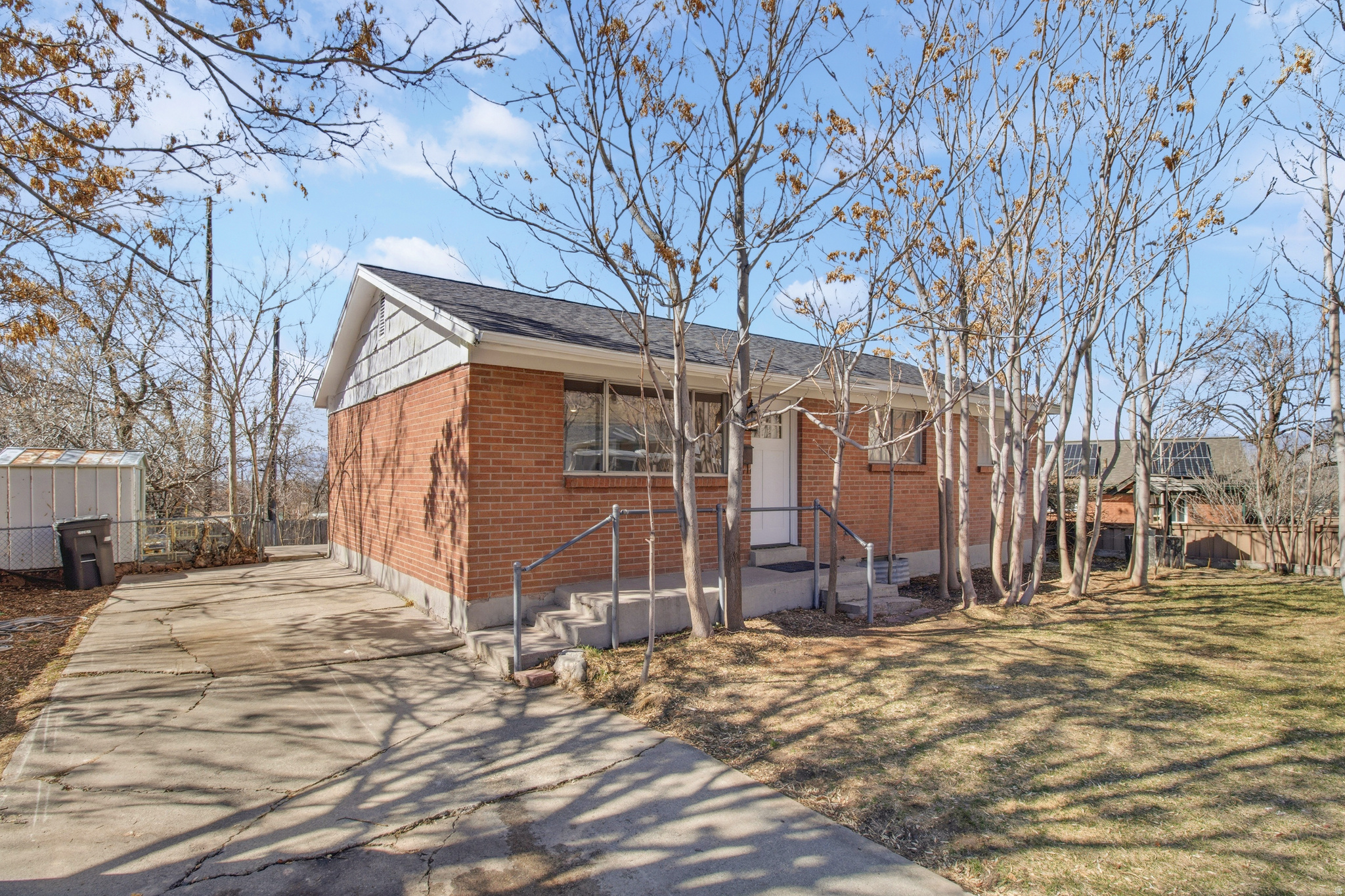 HIGHLAND TERRACE - Residential