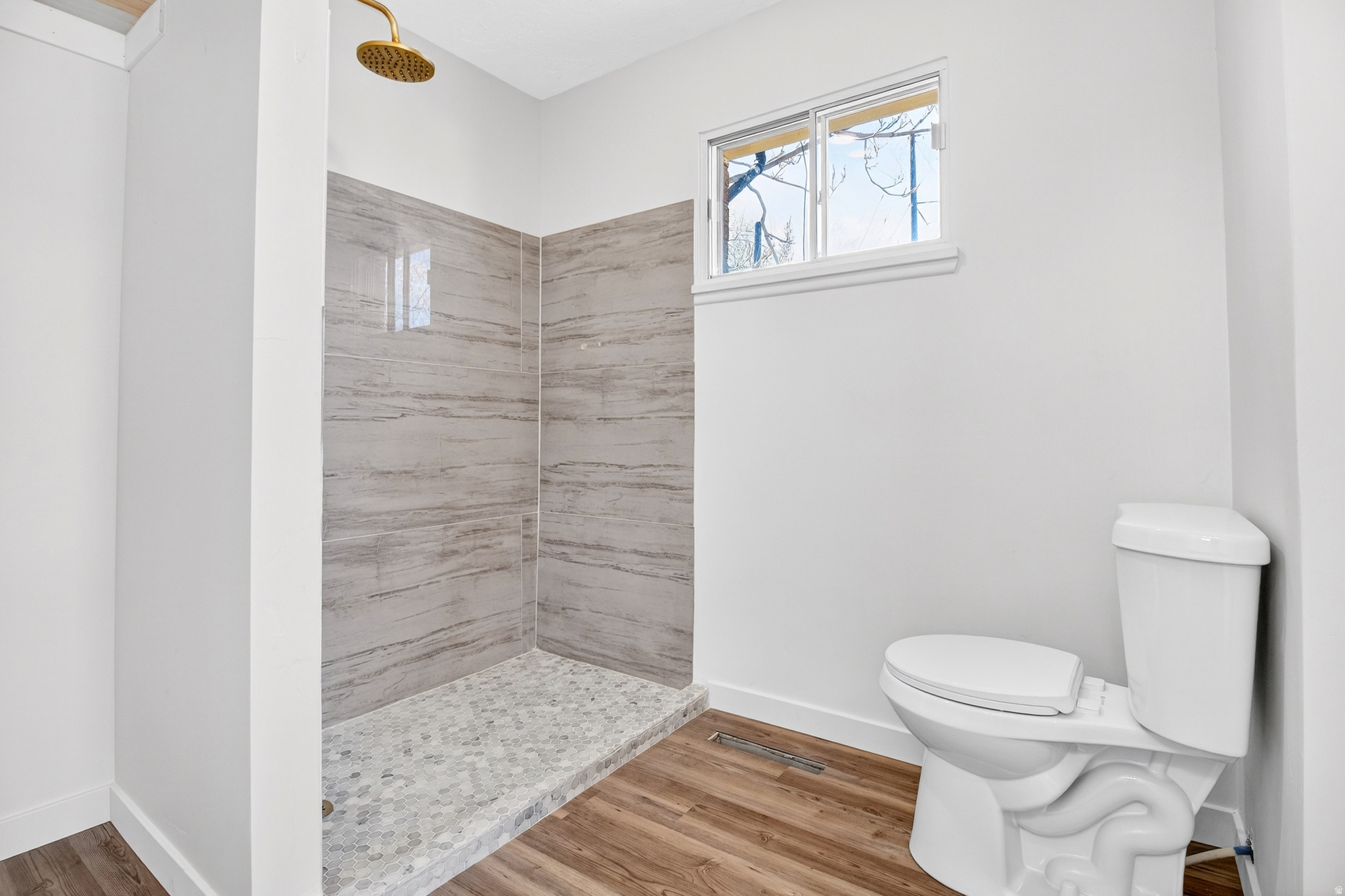 HIGHLAND TERRACE - Residential