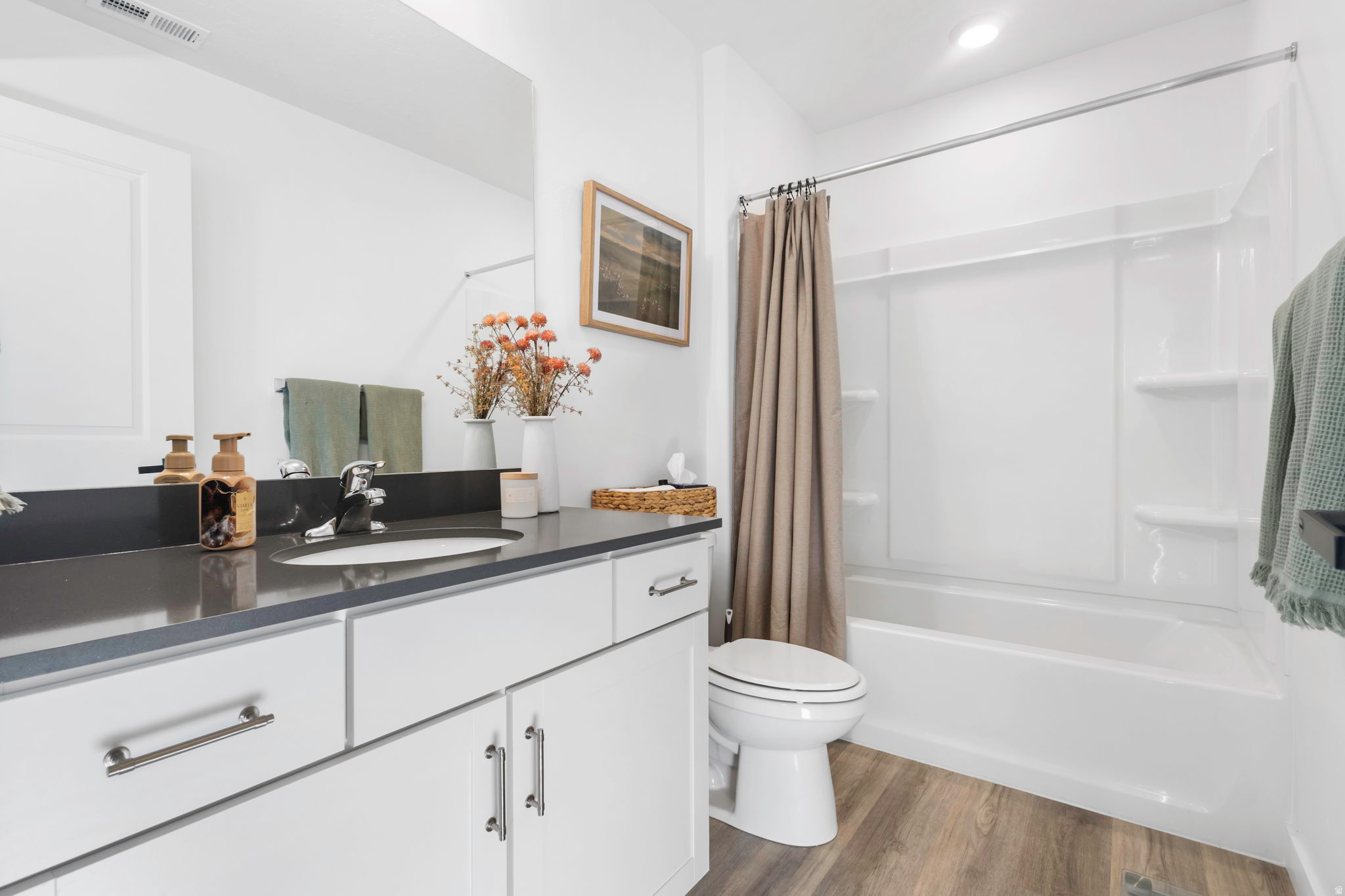 NORTHSHORE - Residential