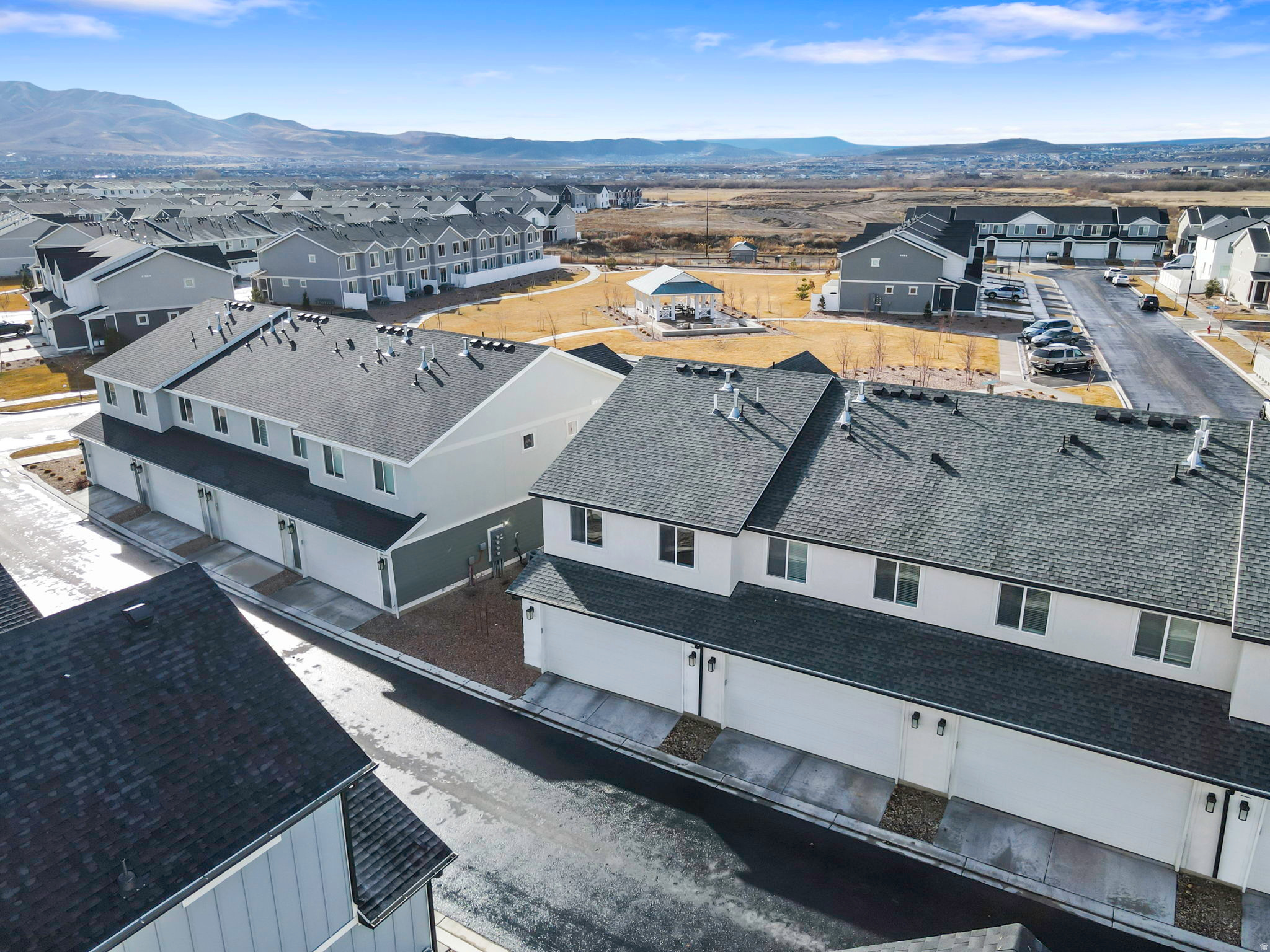 NORTHSHORE - Residential