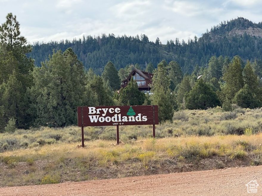 Located amongst the WORLDS FINEST DEER HUNTING ON THE PAUNSAUGUNT PLATEAU. Woodlands is a place of enormous natural beauty. Wildlife is abundant; sightings of deer, elk and turkey sightings are common. The tall pines, among the oak and many other species of trees provide year around beauty and the approximate 7600 feet elevation offer daytime temperatures in the spring and fall in the 70s. Wide-open vistas often offer visibility of 100 miles. absence of urban light makes this area one of our countries best for stargazing. The setting 5 miles from US Highway 89 allows quiet reflection away from city and highway noise. The setting promotes neighbors getting together and the building of long-term friendships. Buyer to verify all fees associated with Utilities with this property.