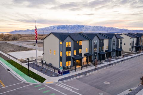 Townhouse For Sale - 1143 W 510<br/> American Fork, UT 84003