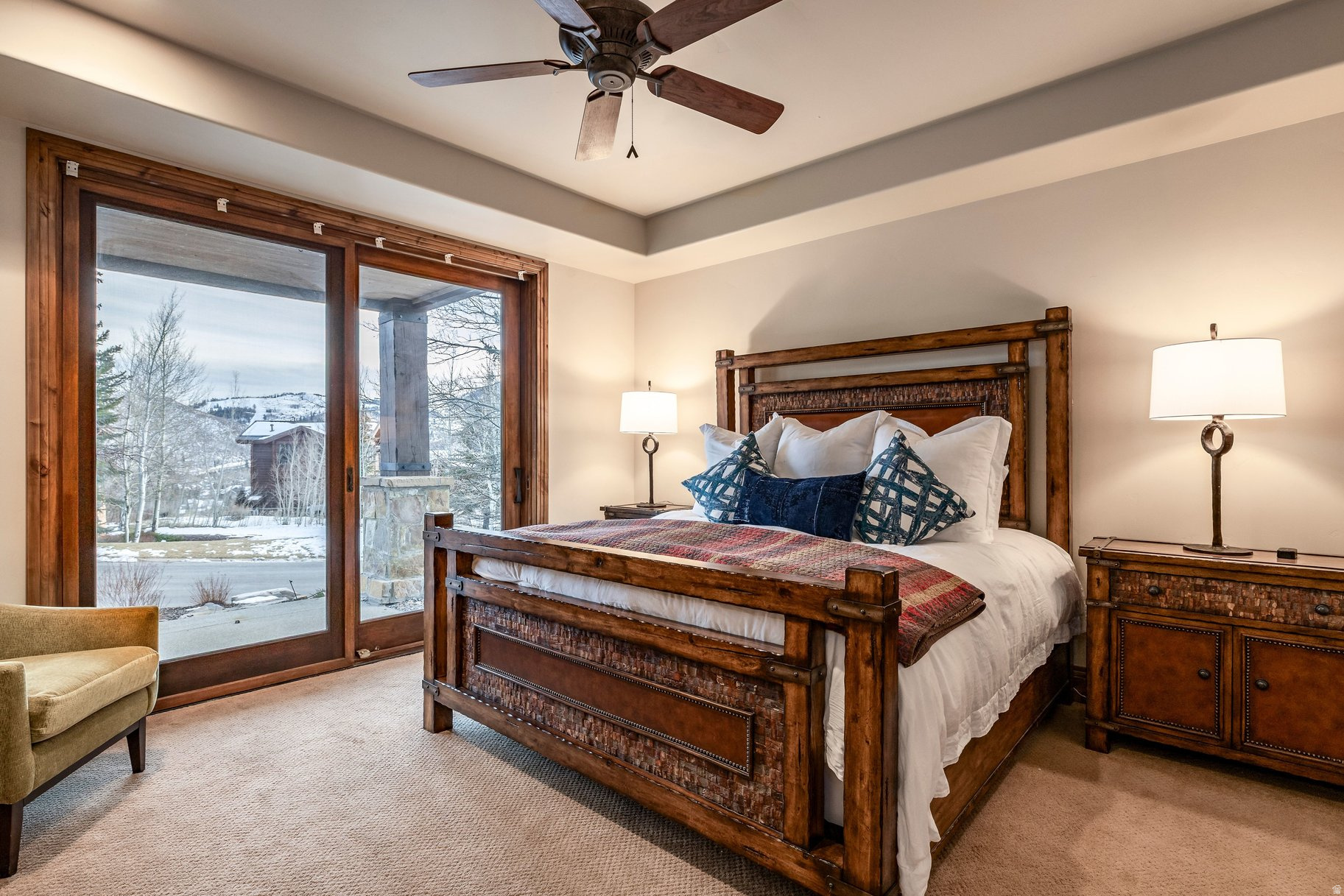 THE OAKS - Residential